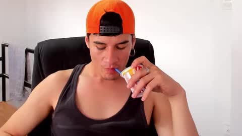 Snapshot of dominic_radccliffe chatting on 01.18.26 Your real love online show from 01.18.26