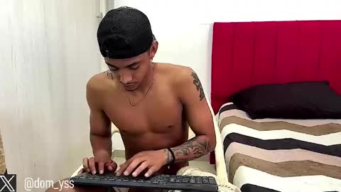 Snapshot of dominic_smith_ chatting on 02.22.25 dominic_smith_ online show from 02.22.25