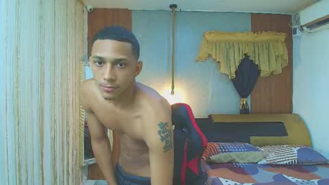 dominic_smith_ online show from 04.04.26