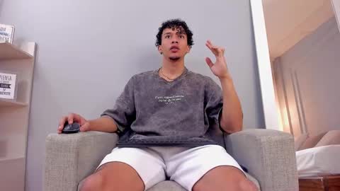 Dominick Star online show from 09.27.25