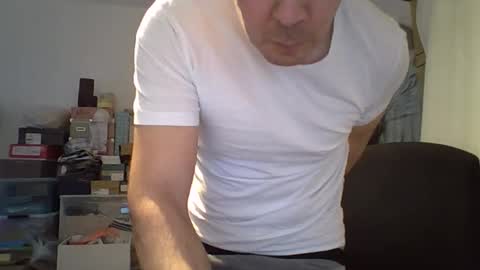 Snapshot of dominik_home chatting on 02.18.26 dominik_home online show from 02.18.26