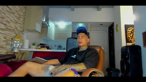 Only fans Ronnie col---InstaRonniecolleman  online show from 10.20.25