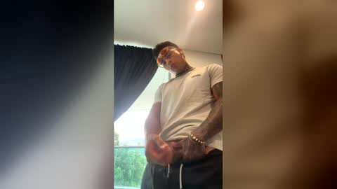 Only fans Ronnie col---InstaRonniecolleman  online show from 04.08.26