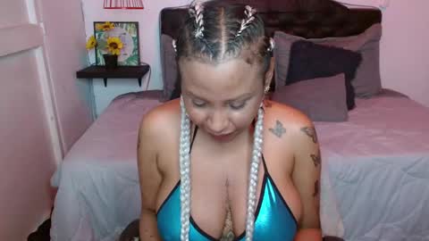  D O M I N K  online show from 11.16.25