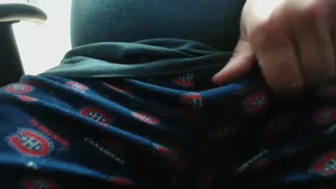 Snapshot of dominux1er chatting on 10.10.25 Dominique online show from 10.10.25