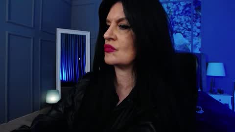 Snapshot of dommelisa chatting on 01.18.26 Dom Melisa online show from 01.18.26