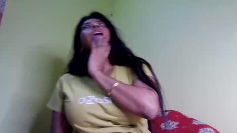 Snapshot of dona_darling chatting on 01.20.25 Dona online show from 01.20.25