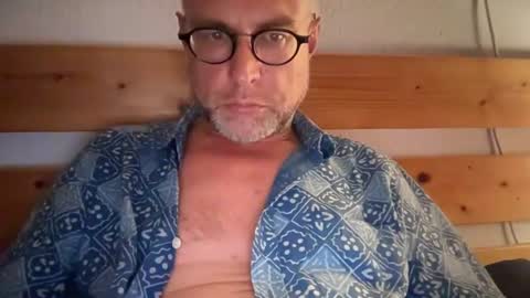 Snapshot of dondadel chatting on 08.04.26 dondadel online show from 08.04.26