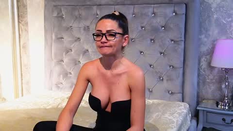 Donna online show from 12.30.24