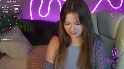 Snapshot of donnalust chatting on 10.09.25 DONNA online show from 10.09.25