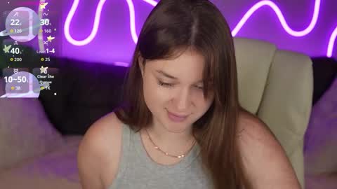 Snapshot of donnalust chatting on 10.20.25 DONNA online show from 10.20.25