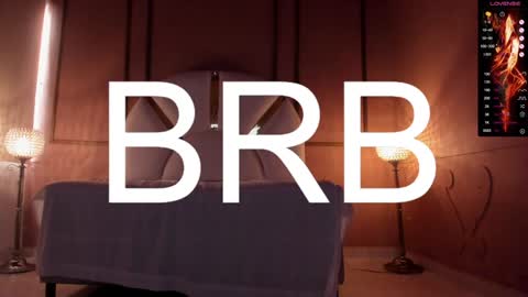 Snapshot of donnapaul_ chatting on 01.09.25 Paula DiazGMT-5 0730 - 1400 online show from 01.09.25