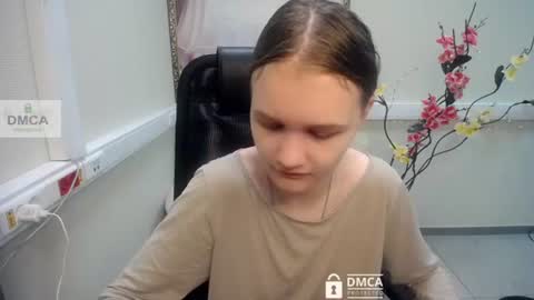 Snapshot of donnasia chatting on 07.12.26 Sia online show from 07.12.26