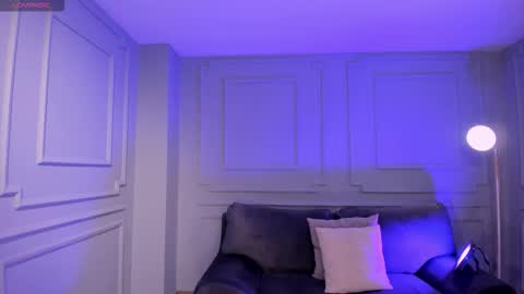  Donna Stonne  online show from 10.01.25