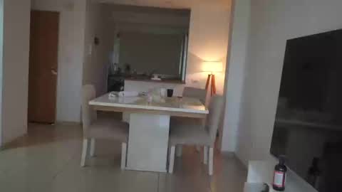 Snapshot of donnna19 chatting on 10.24.25 Donatella online show from 10.24.25