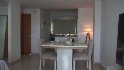 Snapshot of donnna19 chatting on 10.28.25 Donatella online show from 10.28.25