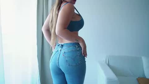 Donatella online show from 03.17.26