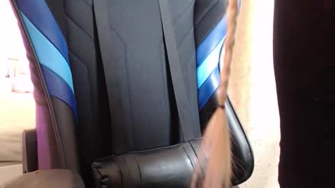 Nika online show from 11.04.25