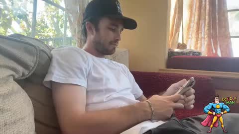 Snapshot of doodleman2077 chatting on 09.24.25 doodleman2077 online show from 09.24.25