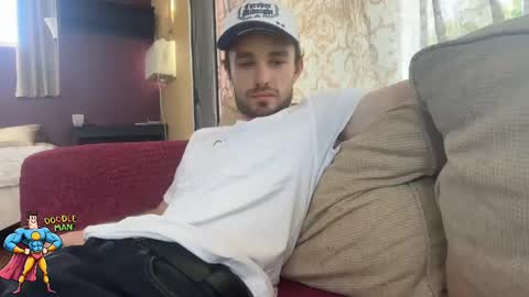 Snapshot of doodleman2077 chatting on 09.25.25 doodleman2077 online show from 09.25.25