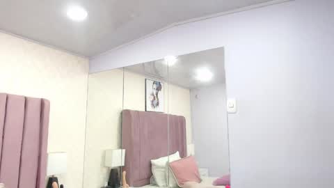 Anny online show from 04.19.26