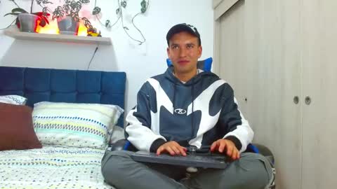 Snapshot of dorian_h chatting on 04.26.26 dorian_h online show from 04.26.26