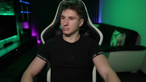 Dorian Reyes online show from 02.02.25