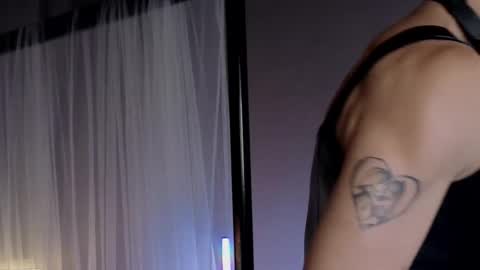 Snapshot of dorothy_meyer chatting on 10.12.25 Dorothy Next stream on Monday at 3am-9am online show from 10.12.25