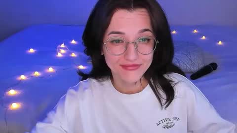 Snapshot of dorotty_ chatting on 03.25.26 Your Dorotty online show from 03.25.26