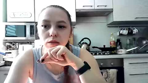 Dorrie Ann online show from 02.10.25