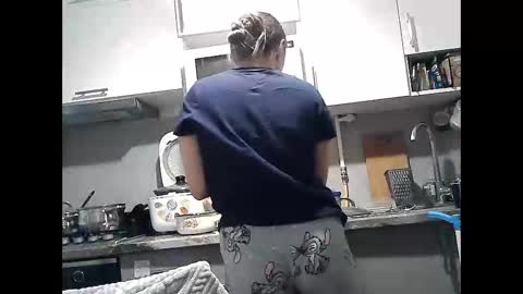 Dorrie Ann online show from 10.05.25