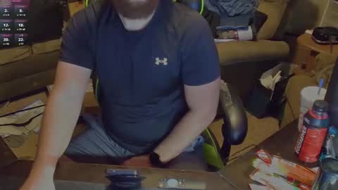 DotYourEyezez  online show from 09.26.25