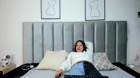 Vall  Lufan  online show from 02.14.26