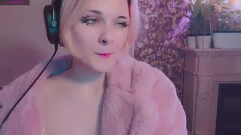 Angie online show from 11.09.25