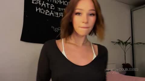 MOLLYYYY dont forget to give me a thumb up online show from 04.17.26