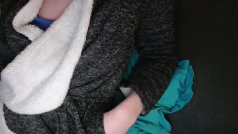 Snapshot of douce_elsa chatting on 12.02.24 Douce Elsa online show from 12.02.24