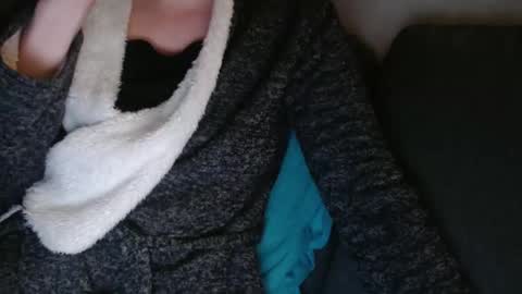 Snapshot of douce_elsa chatting on 12.05.24 Douce Elsa online show from 12.05.24