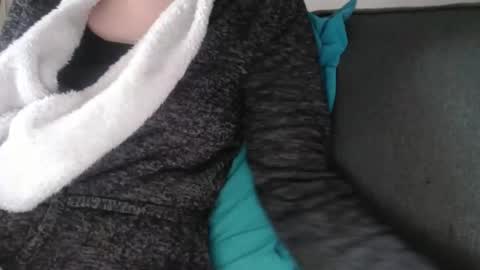 Snapshot of douce_elsa chatting on 12.24.24 Douce Elsa online show from 12.24.24