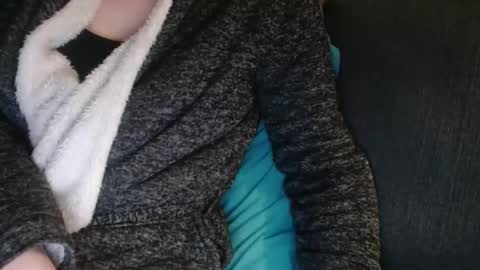 Snapshot of douce_elsa chatting on 01.12.25 Douce Elsa online show from 01.12.25