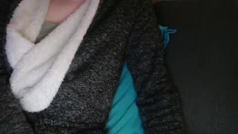 Snapshot of douce_elsa chatting on 01.21.25 Douce Elsa online show from 01.21.25