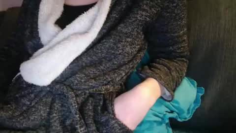 Snapshot of douce_elsa chatting on 01.24.25 Douce Elsa online show from 01.24.25