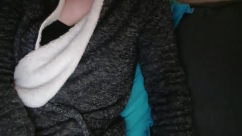 Snapshot of douce_elsa chatting on 02.12.25 Douce Elsa online show from 02.12.25