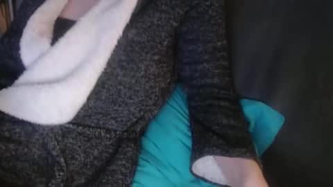 Snapshot of douce_elsa chatting on 03.12.25 Douce Elsa online show from 03.12.25