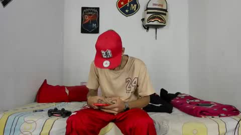 Snapshot of douglas_gallegos chatting on 12.07.24 douglas_gallegos online show from 12.07.24