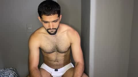 Snapshot of douglasskingjr chatting on 02.24.25 douglasskingjr online show from 02.24.25