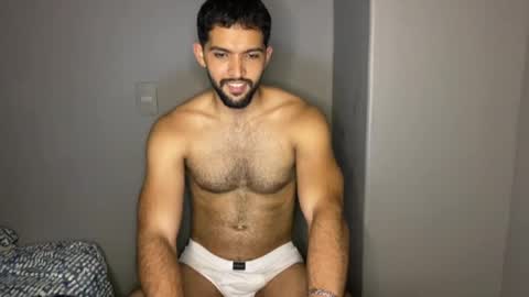 Snapshot of douglasskingjr chatting on 02.25.25 douglasskingjr online show from 02.25.25