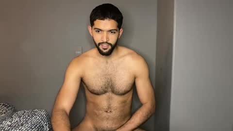 Snapshot of douglasskingjr chatting on 03.02.25 douglasskingjr online show from 03.02.25