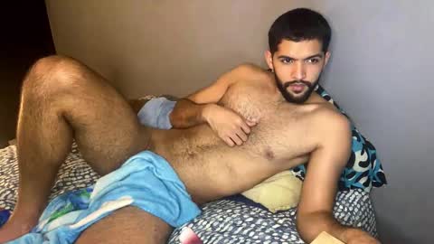 Snapshot of douglasskingjr chatting on 03.05.25 douglasskingjr online show from 03.05.25