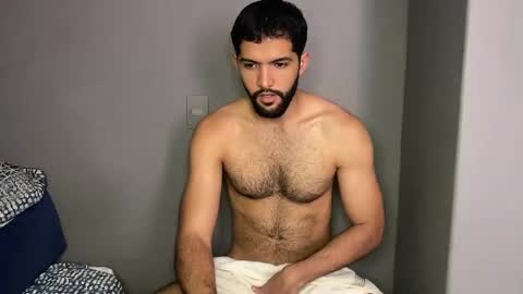 Snapshot of douglasskingjr chatting on 03.12.25 douglasskingjr online show from 03.12.25