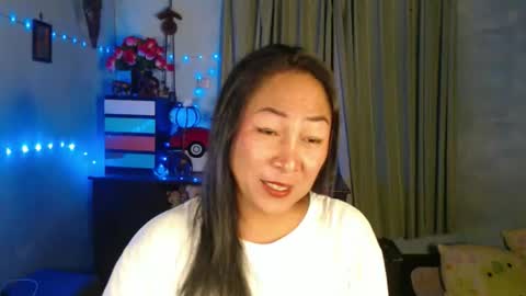 doyouwantme143 online show from 04.22.26